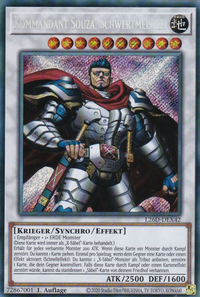 L26D-DEX42 - Kommandant Souza, Schwertmeister - Secret Rare - Deutsch - Legendary Modern Decks 2026 - Yu-Gi-Oh! - mit LMS Trading Fieldcenter Karte