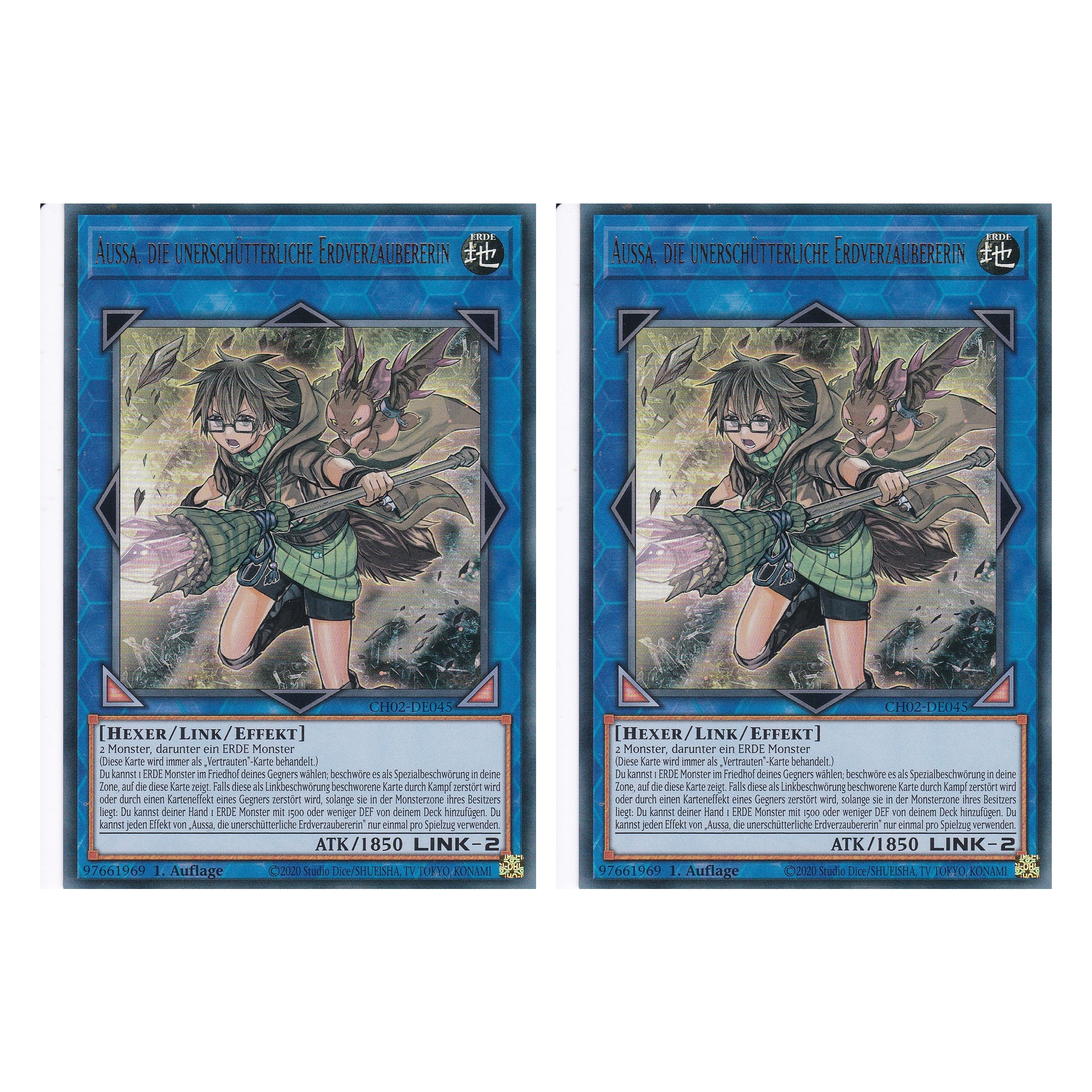 Aussa, die unerschütterliche Erdverzaubererin - CH02-DE045 - Ultra Rare - Deutsch - 1. Auflage - The Chronicles Deck: Spirit Charmers - Duo Set (2 Stück) - Yu-Gi-Oh!